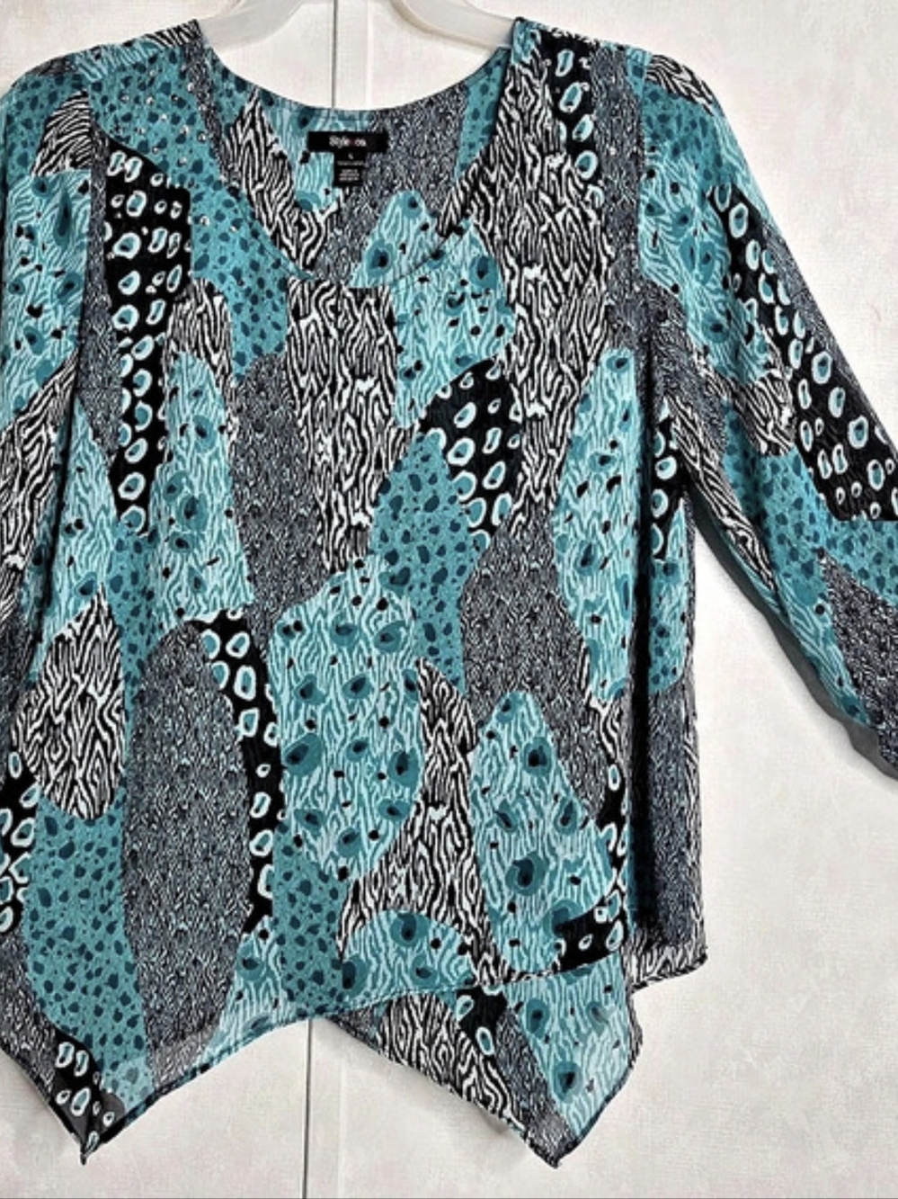 Style&co. Animal Print 3/4 Sleeve Blouse in Teal & Black With Silver Sequins XL